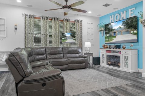 Casa en venta en Auburndale, Florida, 4 dormitorios, 213.4 m2 № 2296283 - foto 7