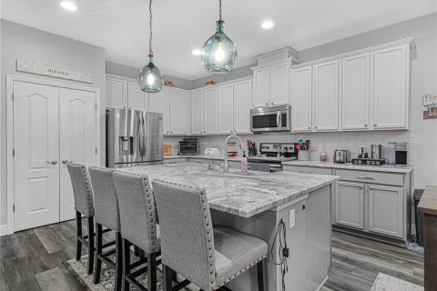 Casa en venta en Auburndale, Florida, 4 dormitorios, 213.4 m2 № 2296283 - foto 13