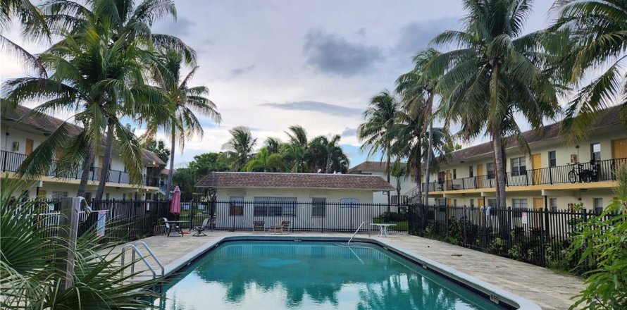 Condo à Lauderhill, Floride, 1 chambre № 2250746