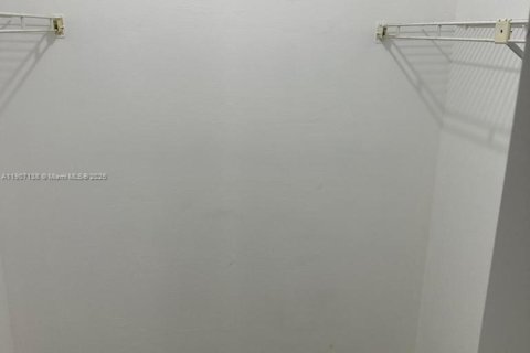 Condo in Delray Beach, Florida, 2 bedrooms  № 1963646 - photo 22