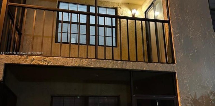 Condo in Delray Beach, Florida, 2 bedrooms  № 1963646