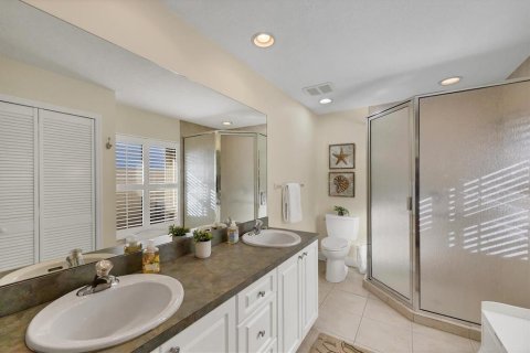 House in Nokomis, Florida 3 bedrooms, 161.74 sq.m. № 2152108 - photo 15