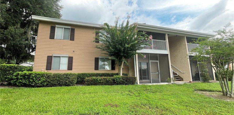 Condo in Altamonte Springs, Florida, 2 bedrooms № 2196542