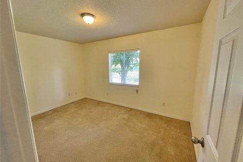 Condo in Altamonte Springs, Florida, 2 bedrooms № 2196542 - photo 30