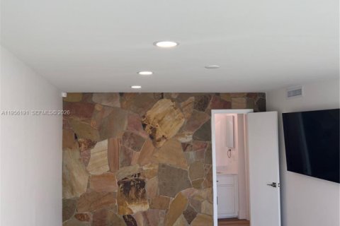 Adosado en alquiler en Miami Lakes, Florida, 1 dormitorio, 73.39 m2 № 2009987 - foto 30