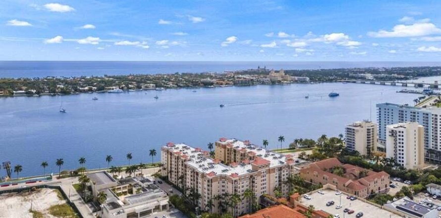 Condo à West Palm Beach, Floride, 2 chambres  № 1175258
