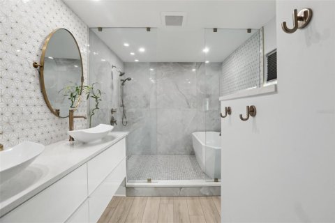 Casa en venta en Safety Harbor, Florida, 4 dormitorios, 257.43 m2 № 1762105 - foto 23