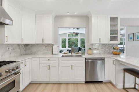 Casa en venta en Safety Harbor, Florida, 4 dormitorios, 257.43 m2 № 1762105 - foto 18