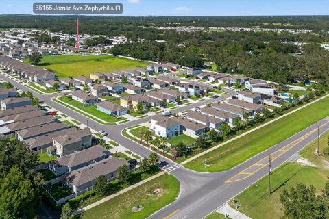 Casa en venta en Zephyrhills, Florida, 3 dormitorios, 123.84 m2 № 1870100 - foto 9