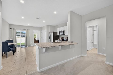 Casa en venta en Zephyrhills, Florida, 3 dormitorios, 123.84 m2 № 1870100 - foto 18