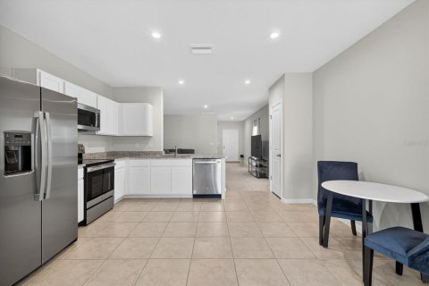 Casa en venta en Zephyrhills, Florida, 3 dormitorios, 123.84 m2 № 1870100 - foto 17