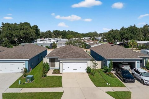 Casa en venta en Zephyrhills, Florida, 3 dormitorios, 123.84 m2 № 1870100 - foto 2