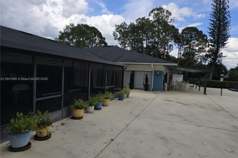 House in Orlando, Florida 3 bedrooms, 205.96 sq.m. № 1849217 - photo 20