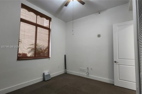 Снять в аренду кондоминиум в Корал-Гейблс, Флорида 2 спальни, 100.52м2, № 2010209 - фото 13