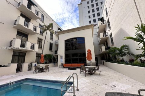 Снять в аренду кондоминиум в Корал-Гейблс, Флорида 2 спальни, 100.52м2, № 2010209 - фото 21