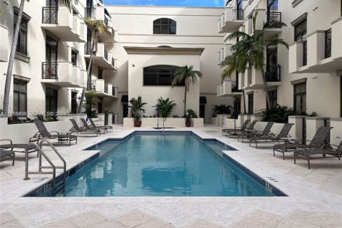 Снять в аренду кондоминиум в Корал-Гейблс, Флорида 2 спальни, 100.52м2, № 2010209 - фото 10