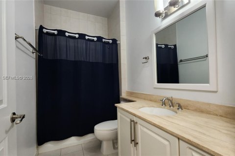 Снять в аренду кондоминиум в Корал-Гейблс, Флорида 2 спальни, 100.52м2, № 2010209 - фото 23