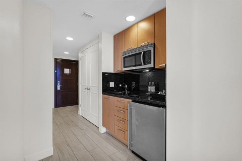 Copropriété à vendre à Fort Lauderdale, Floride: 4 pièces, 35.3 m2 № 2249698 - photo 13
