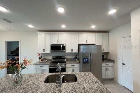 Villa ou maison à vendre à Haines City, Floride: 3 chambres, 172.05 m2 № 1807011 - photo 6