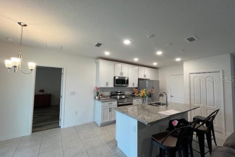 Villa ou maison à vendre à Haines City, Floride: 3 chambres, 172.05 m2 № 1807011 - photo 5