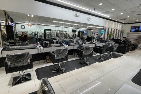 Купить коммерческую недвижимость в Бока-Ратон, Флорида № 2021093 - фото 4