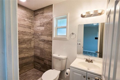 House in Lakeland, Florida 4 bedrooms, 142.23 sq.m. № 2230112 - photo 16