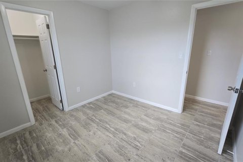 House in Lakeland, Florida 4 bedrooms, 142.23 sq.m. № 2230112 - photo 21