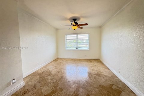Appartement à louer à Margate, Floride: 2 chambres, 58.53 m2 № 1986387 - photo 2