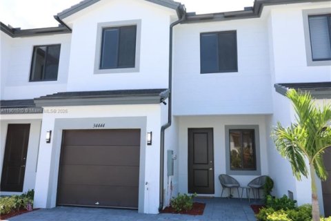 Touwnhouse à vendre à Homestead, Floride: 4 chambres № 1956024 - photo 1
