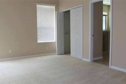 Villa ou maison à louer à North Port, Floride: 3 chambres, 223.71 m2 № 2408645 - photo 12