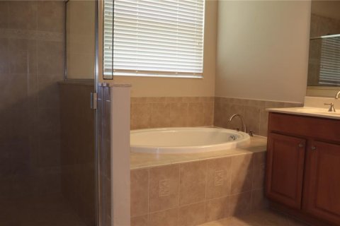 Villa ou maison à louer à North Port, Floride: 3 chambres, 223.71 m2 № 2408645 - photo 17