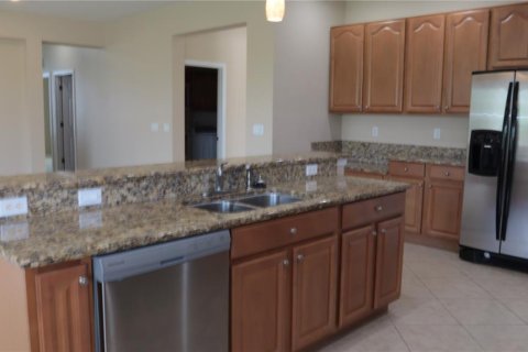 Villa ou maison à louer à North Port, Floride: 3 chambres, 223.71 m2 № 2408645 - photo 9