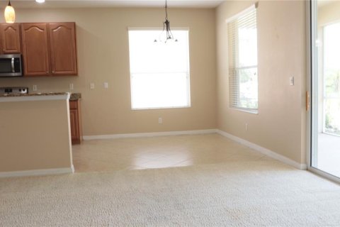 Villa ou maison à louer à North Port, Floride: 3 chambres, 223.71 m2 № 2408645 - photo 10