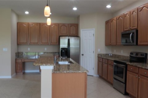 Villa ou maison à louer à North Port, Floride: 3 chambres, 223.71 m2 № 2408645 - photo 8