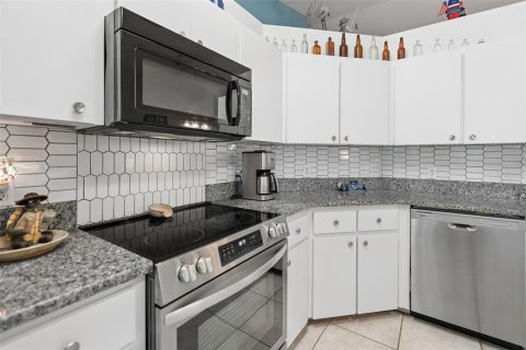 Villa ou maison à vendre à Inverness, Floride: 3 chambres, 129.69 m2 № 2201492 - photo 10
