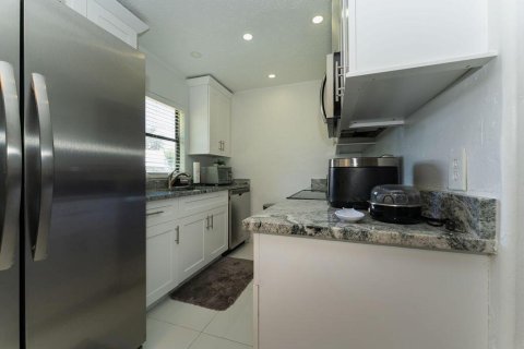 Villa ou maison à vendre à Port St. Lucie, Floride: 3 chambres, 116.13 m2 № 2089514 - photo 19