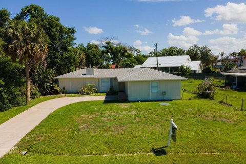 Villa ou maison à Port St. Lucie, Floride 3 chambres, 116.13 m2 № 2089514