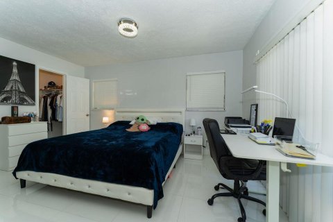 Villa ou maison à vendre à Port St. Lucie, Floride: 3 chambres, 116.13 m2 № 2089514 - photo 28