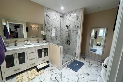Купить таунхаус в Майами, Флорида 4 спальни, 196.95м2, № 2020724 - фото 11