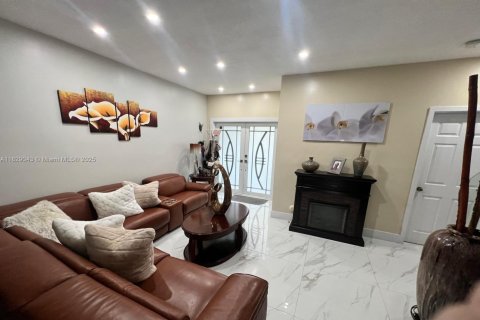 Купить таунхаус в Майами, Флорида 4 спальни, 196.95м2, № 2020724 - фото 4