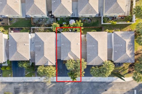 Townhouse in Tamarac, Florida 2 bedrooms, 135.73 sq.m. № 2086564 - photo 22