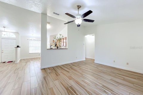Villa ou maison à vendre à Orlando, Floride: 3 chambres, 143.72 m2 № 2134932 - photo 27