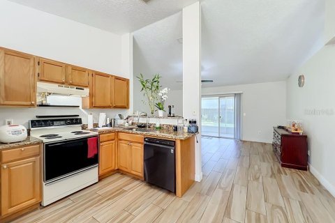 Villa ou maison à vendre à Orlando, Floride: 3 chambres, 143.72 m2 № 2134932 - photo 18