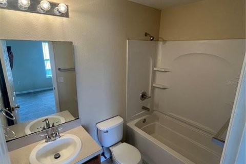 Touwnhouse à vendre à Kissimmee, Floride: 3 chambres, 110.27 m2 № 1833396 - photo 18