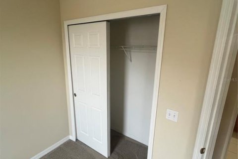 Touwnhouse à vendre à Kissimmee, Floride: 3 chambres, 110.27 m2 № 1833396 - photo 17