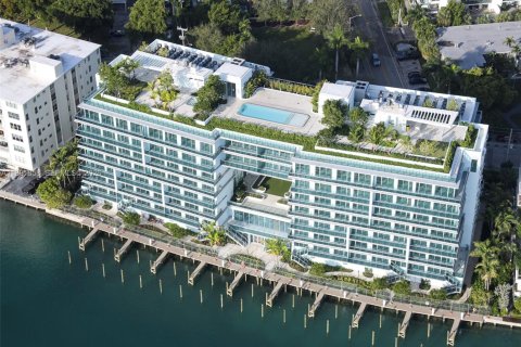 Condo in Bay Harbor Islands, Florida, 2 bedrooms  № 2043047