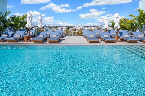 Купить кондоминиум в Бей-Харбор-Айлендс, Флорида 2 спальни, 171.96м2, № 2043047 - фото 16