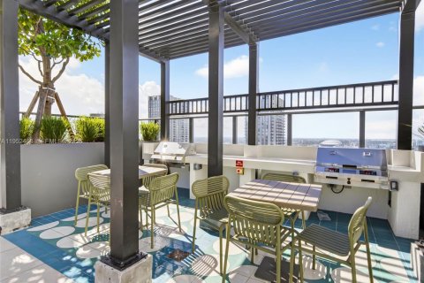 Condominio en venta en Miami, Florida, 1 dormitorio, 58.53 m2 № 2008097 - foto 29