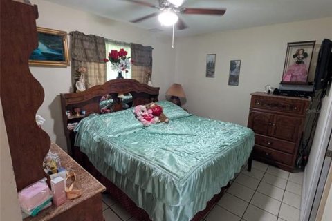 Adosado en venta en Kissimmee, Florida, 2 dormitorios, 81.29 m2 № 2421864 - foto 5