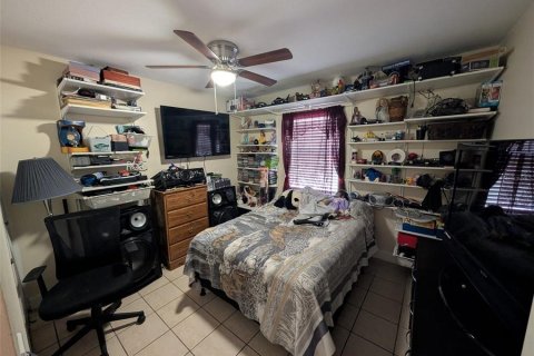 Adosado en venta en Kissimmee, Florida, 2 dormitorios, 81.29 m2 № 2421864 - foto 6